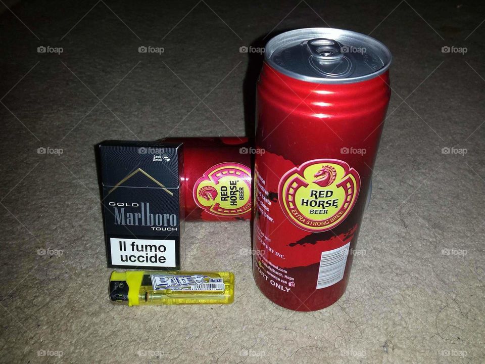 Red Horse Beer and Marlboro