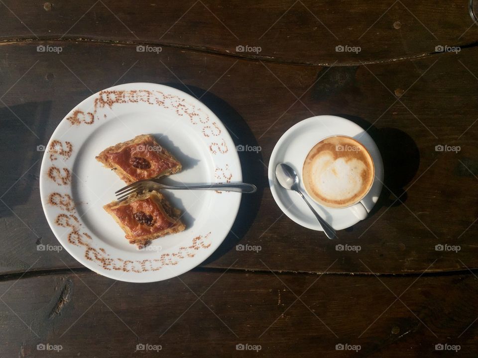 Cappuccino and baklava