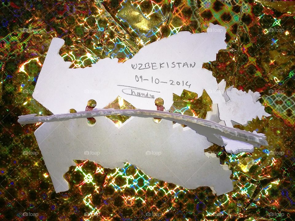 the face book of the country UZBEKISTAN.
it's the first book entire the worldwide on it and no one like this in the world till now.
if you want to earn money with it you should download it's first photograph at the first sight and keep it, share it.