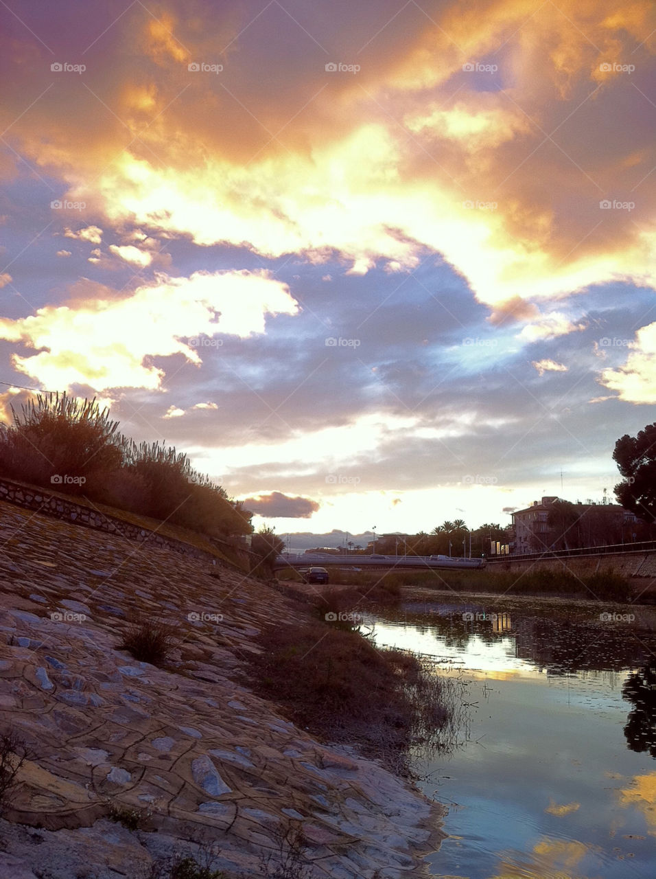 sky sol river reflection by alejandrorubiob