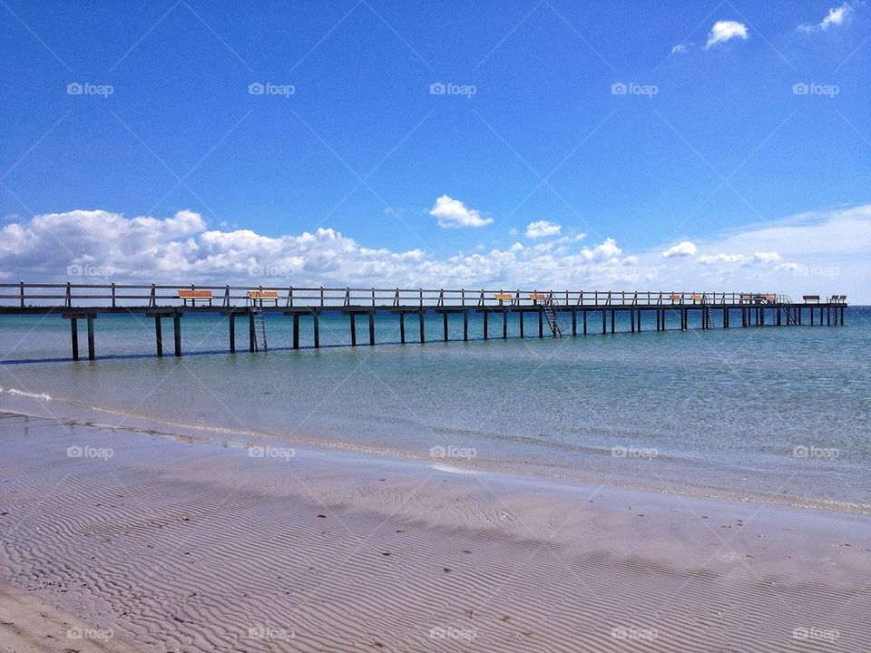 Long distance jetty