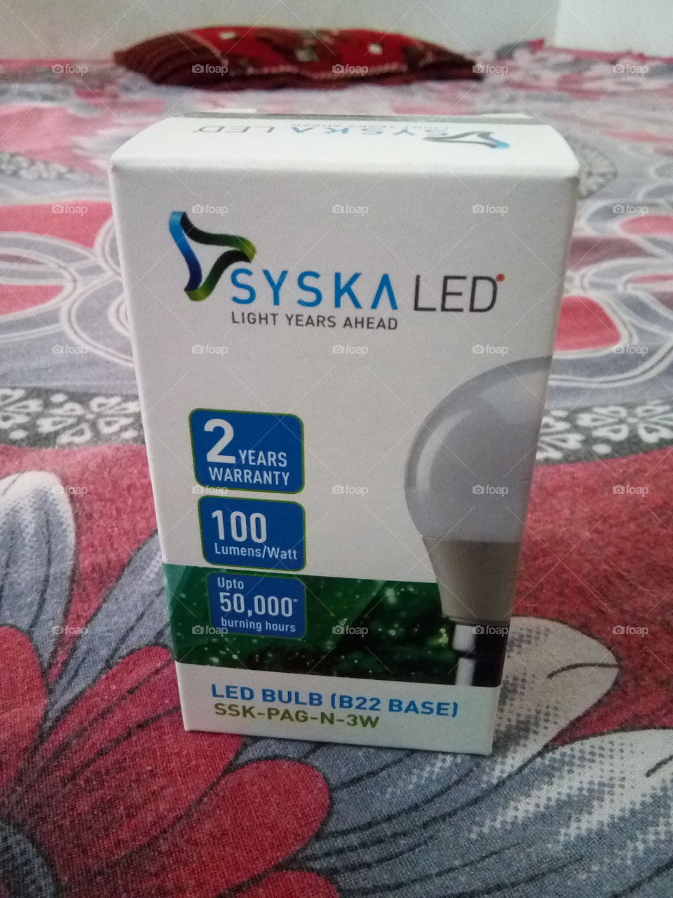 instal a LED bulb and save energy
