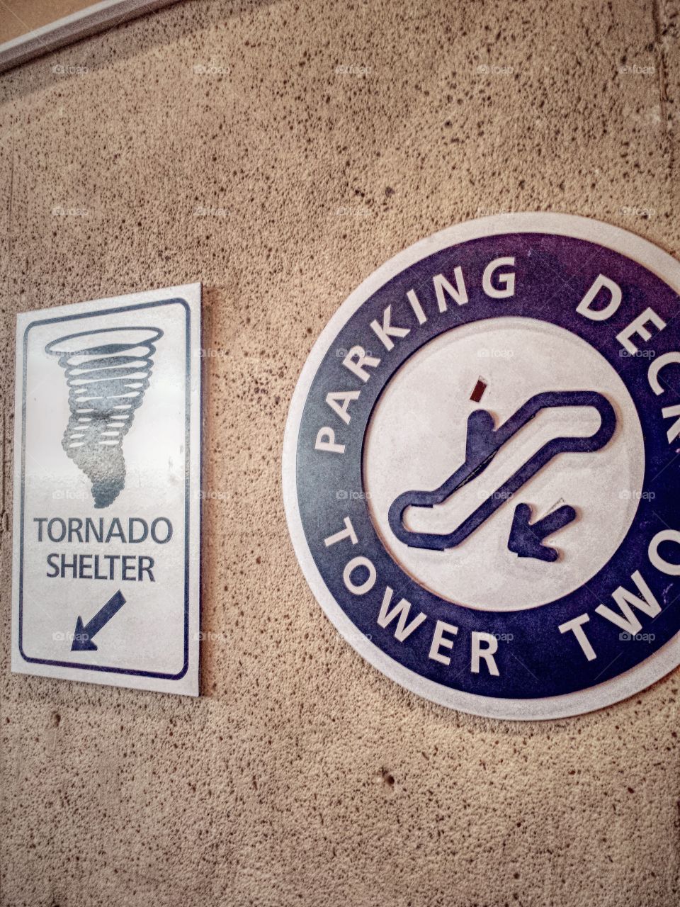 Tornado shelter sign