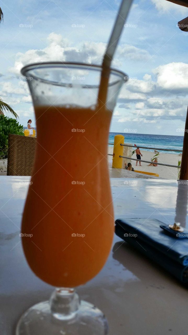 Cancun cocktail
