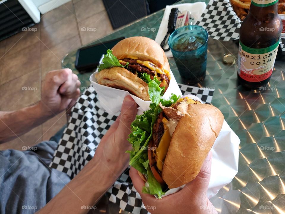 Vegan burgers for two