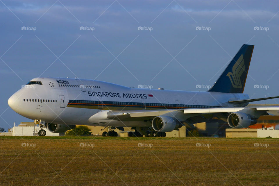 SINGAPORE AIRLINES SQ B747-400 MEL MELBOURNE AUSTRALIA