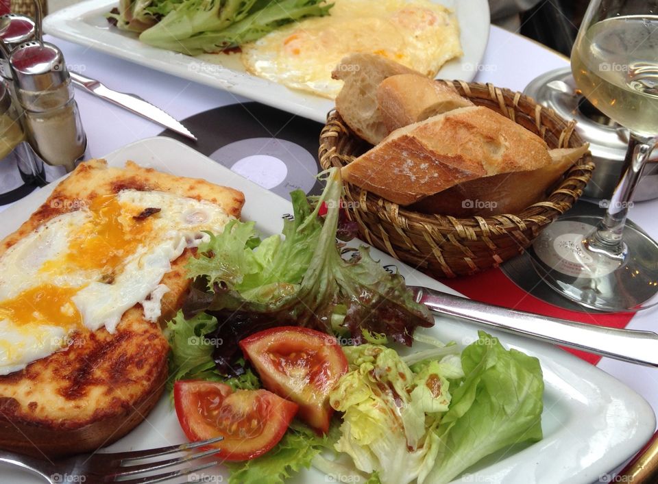 Eggs, wine, crepe, bread - need nothing else
