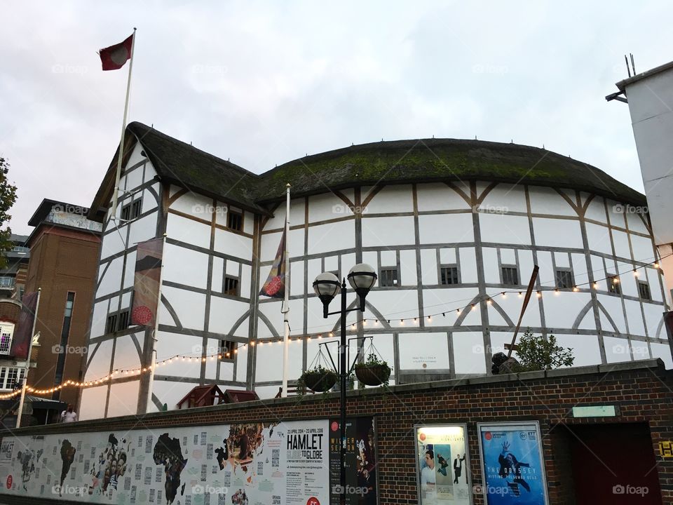 Shakespeare's globe theatre 