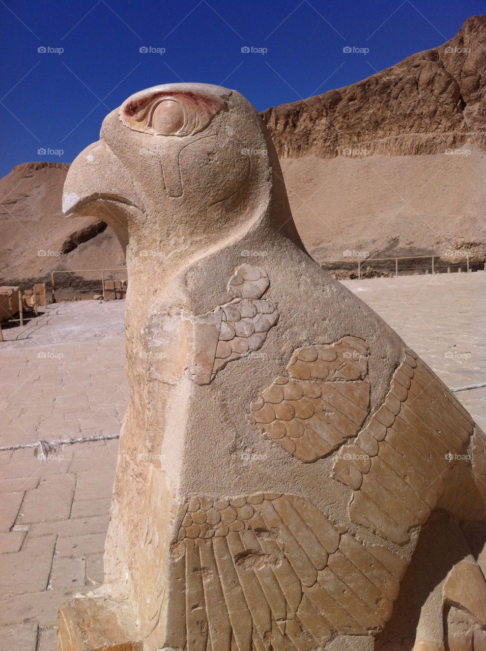 statue bird god temple by emmam