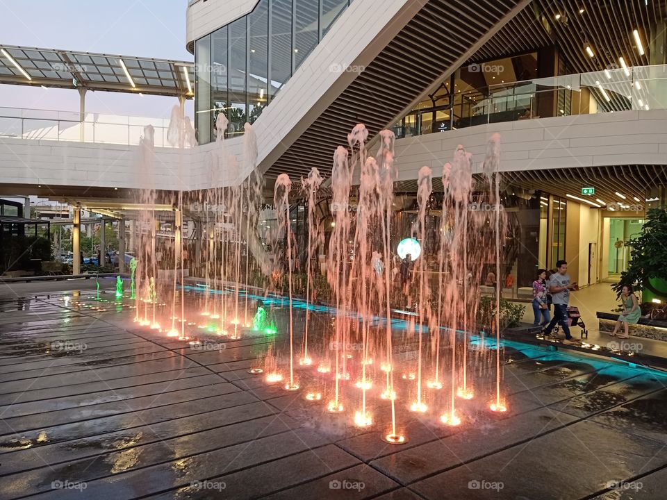 Rainbow Dancing Fountain