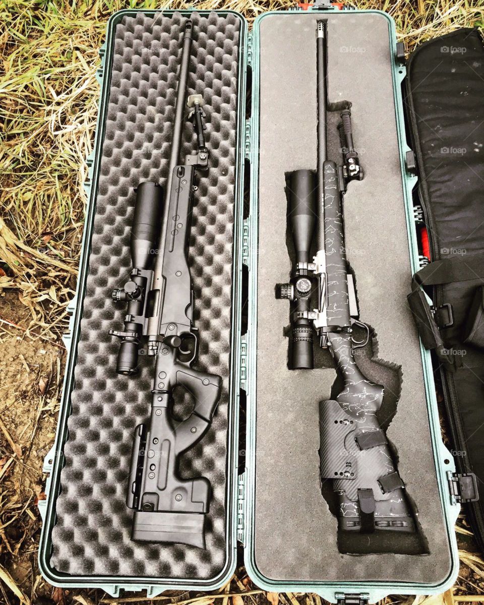 A pair of beautiful long rifles.