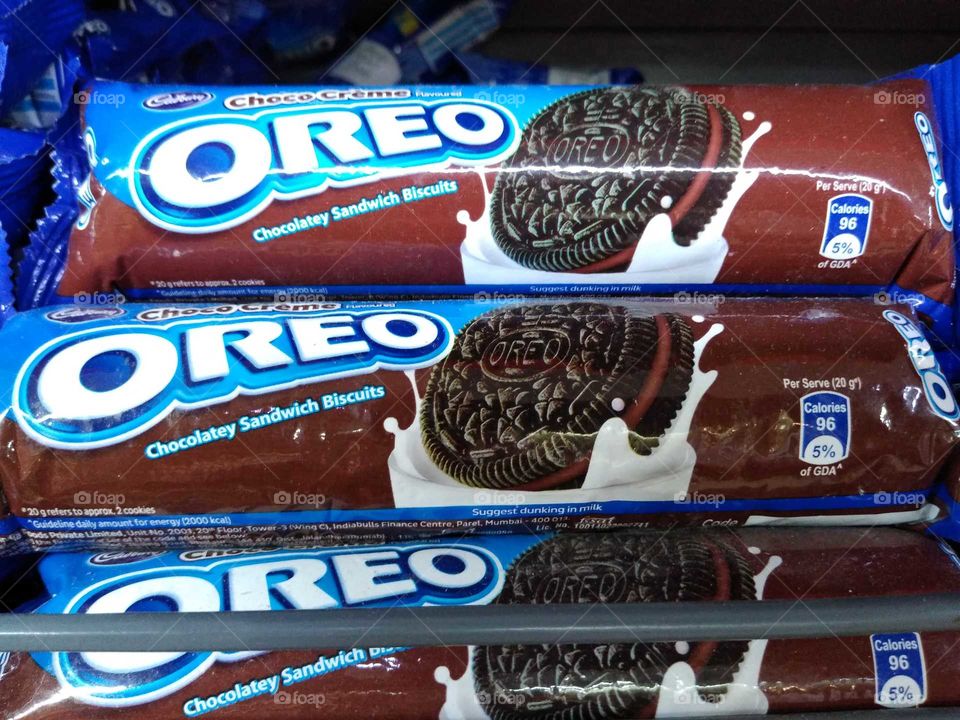 Oreo cookies and biscuits