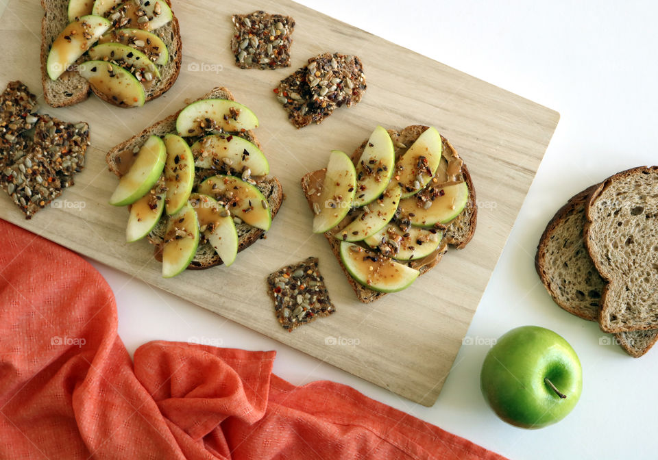 Peanut Butter and Apples Sandwich