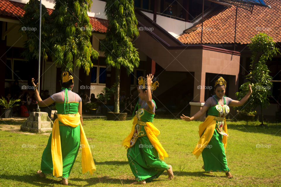 traditional dance competition