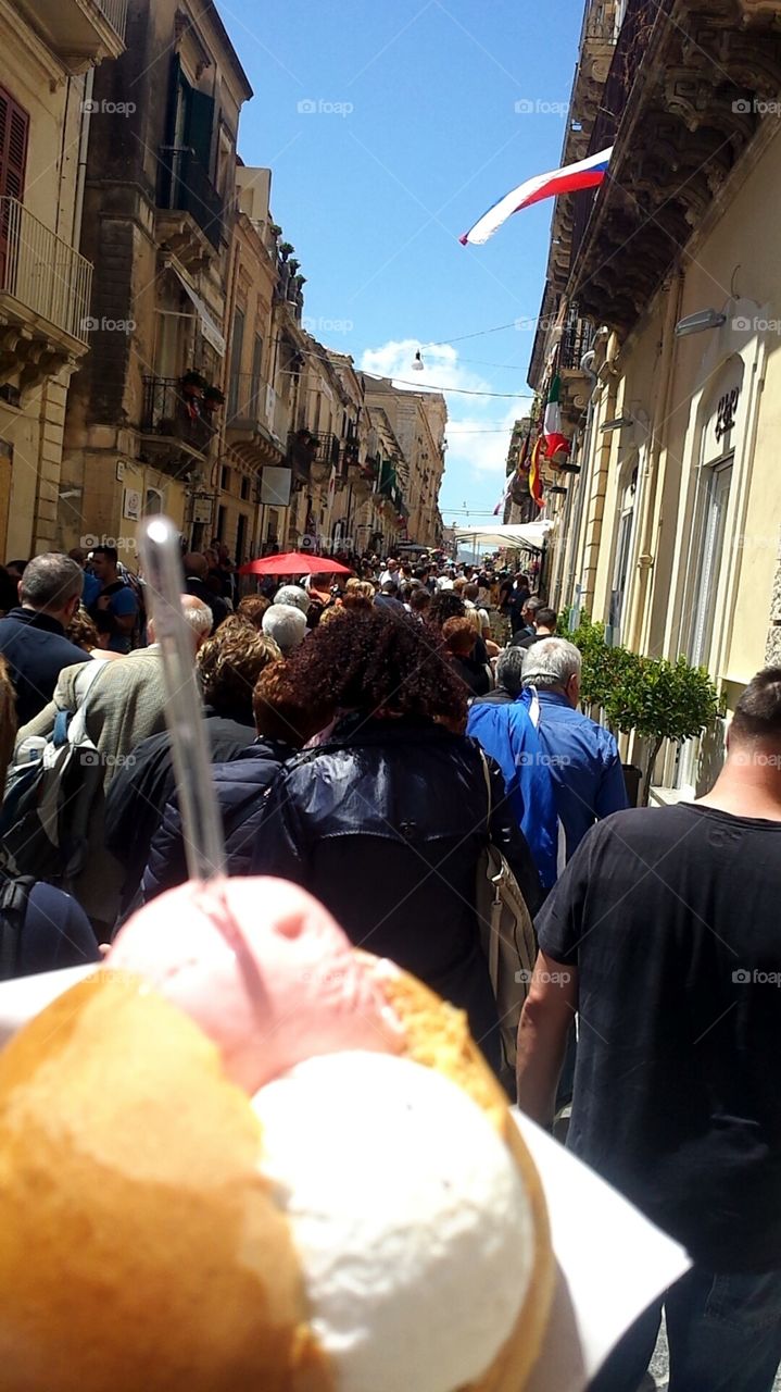 Gelato in the crowd