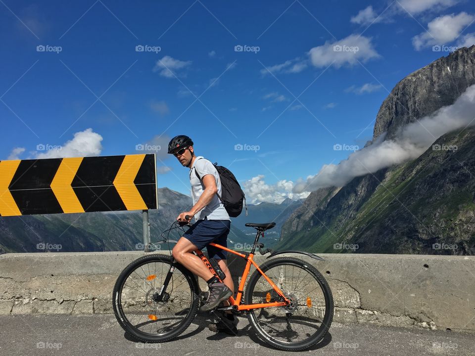 Travel, Road, Outdoors, Wheel, Landscape