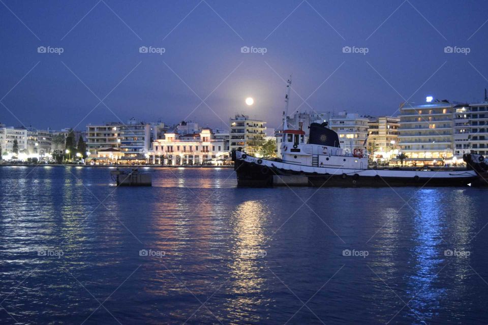 Chalkida Greece full 🌒