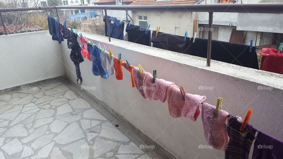 Drying laundry