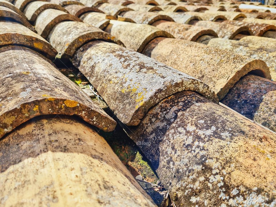 background with old roof tiles of a rustic farmhouse