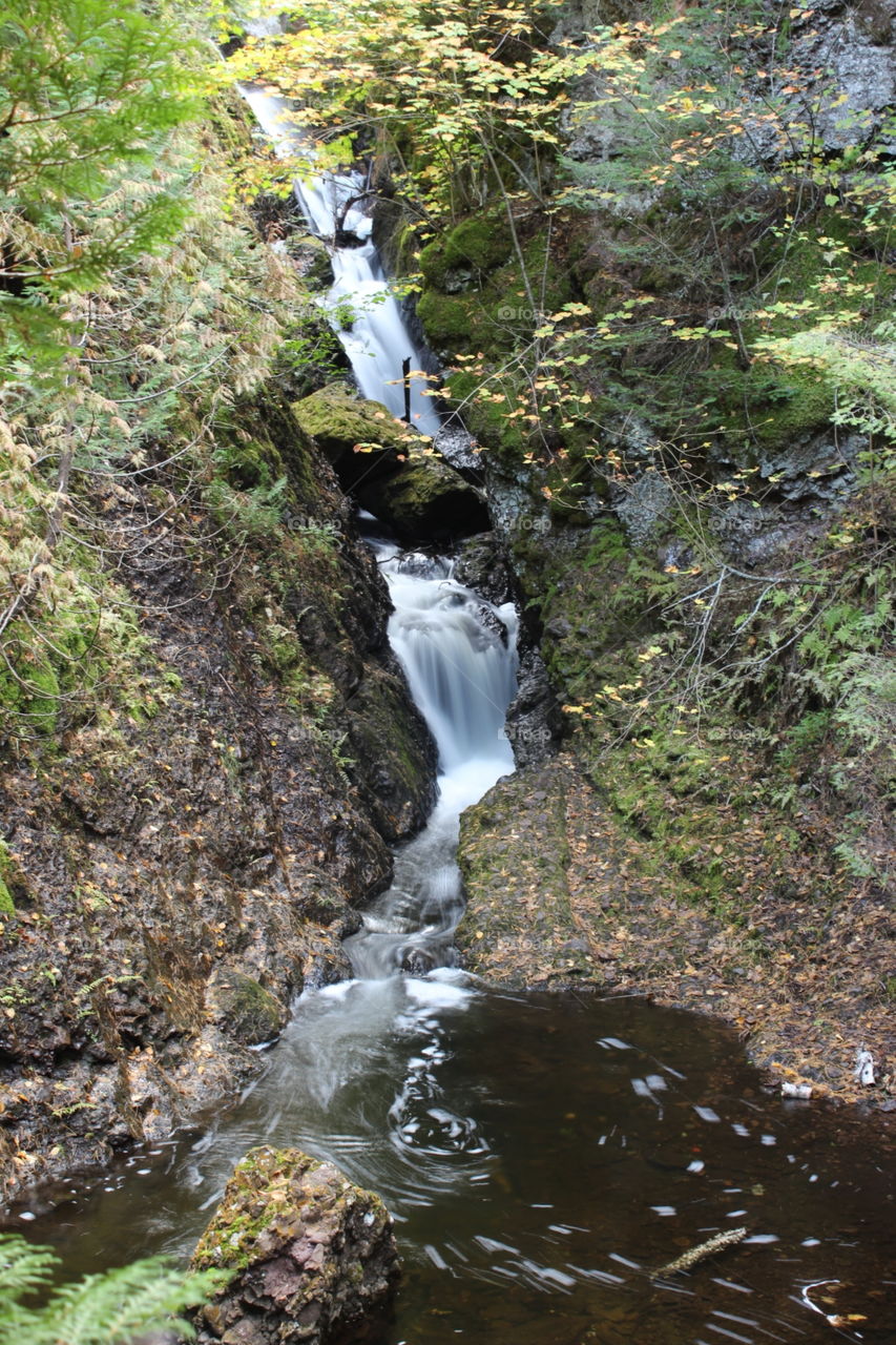 Manganese falls