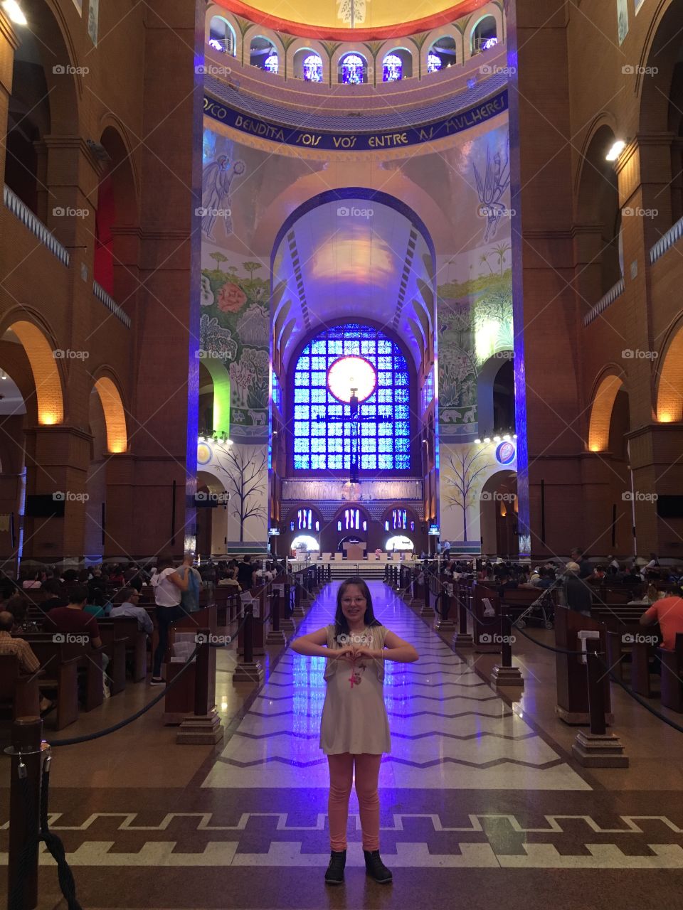 🙏🏻Correndo e Meditando nas coisas do Alto (aqui, num dia em visita à Mãe #Aparecida):
"Ó #Padroeira, rogai por nós. #Amém."
⛪😇
#Fé #Santidade #Catolicismo #Jesus #Cristo #MãeDeDeus #Maria #NossaSenhora #PorUmMundoDePaz #Peace #Tolerância #Fraternidade