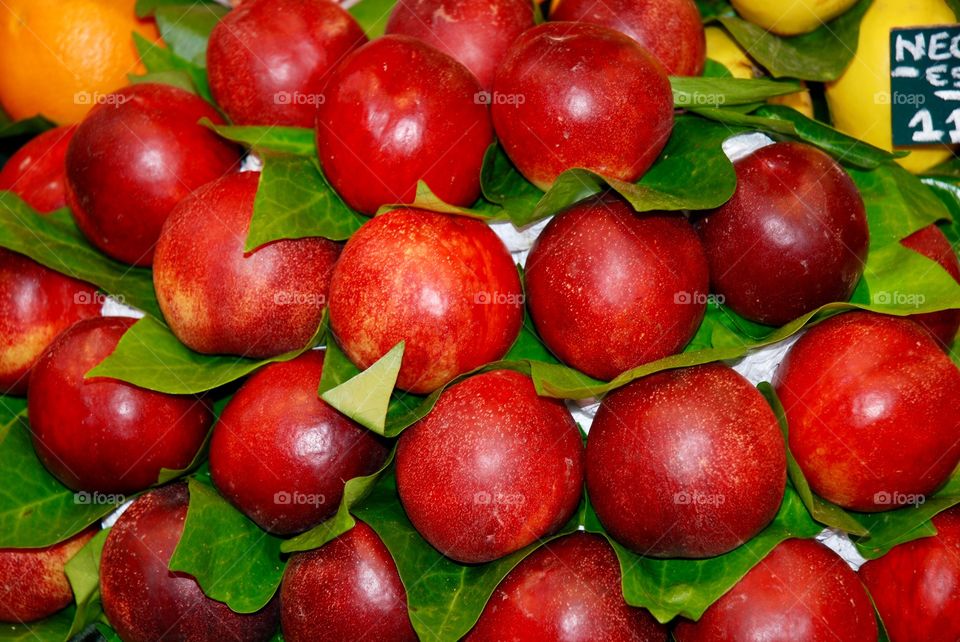 nectarines