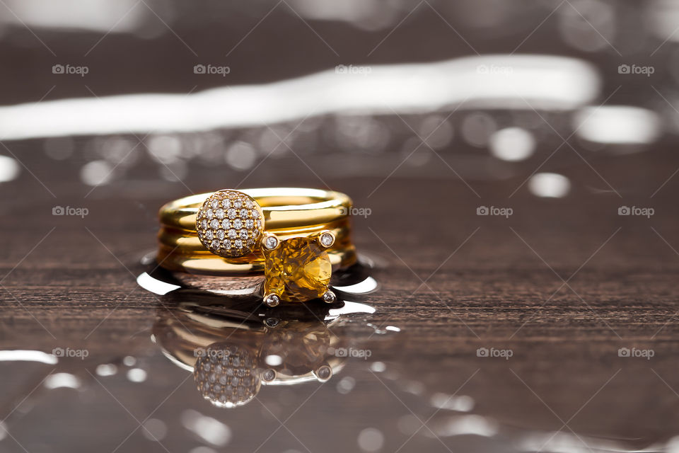 Fine Jewelry - Yellow gold rings with diamonds & gemstones