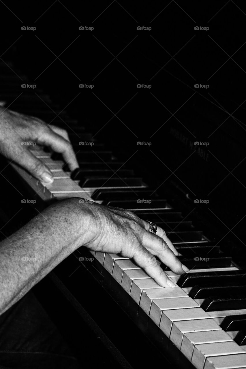 Piano Hands