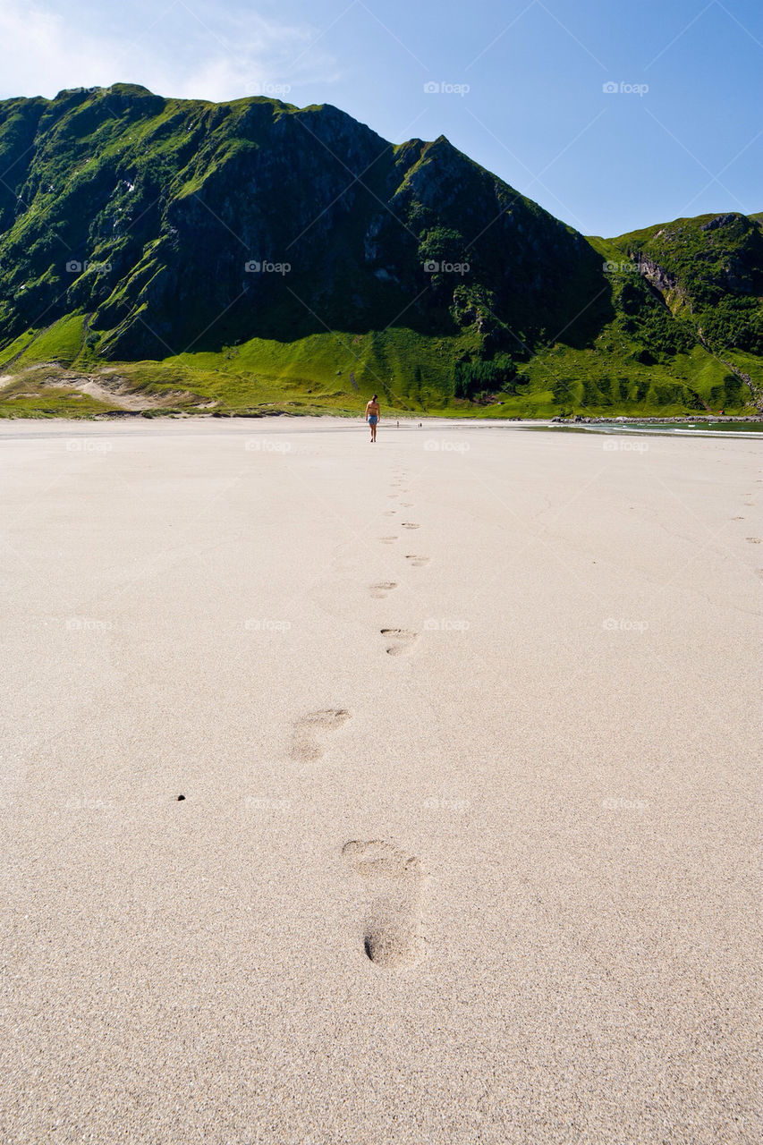 norway beach sand footprint by stefanzander