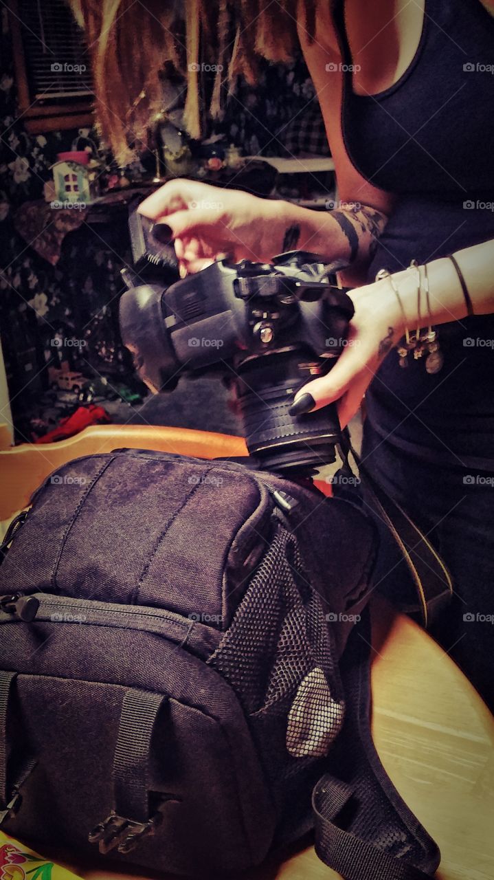 my daughter just got her new camera lense in the mail...assembling new lens's