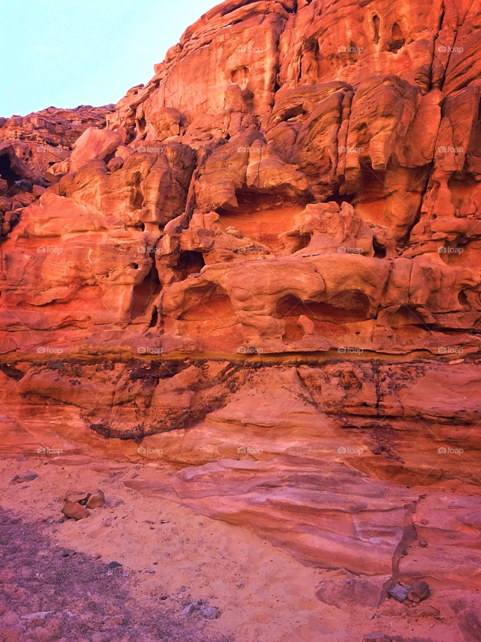 Steinberg Höhle rot