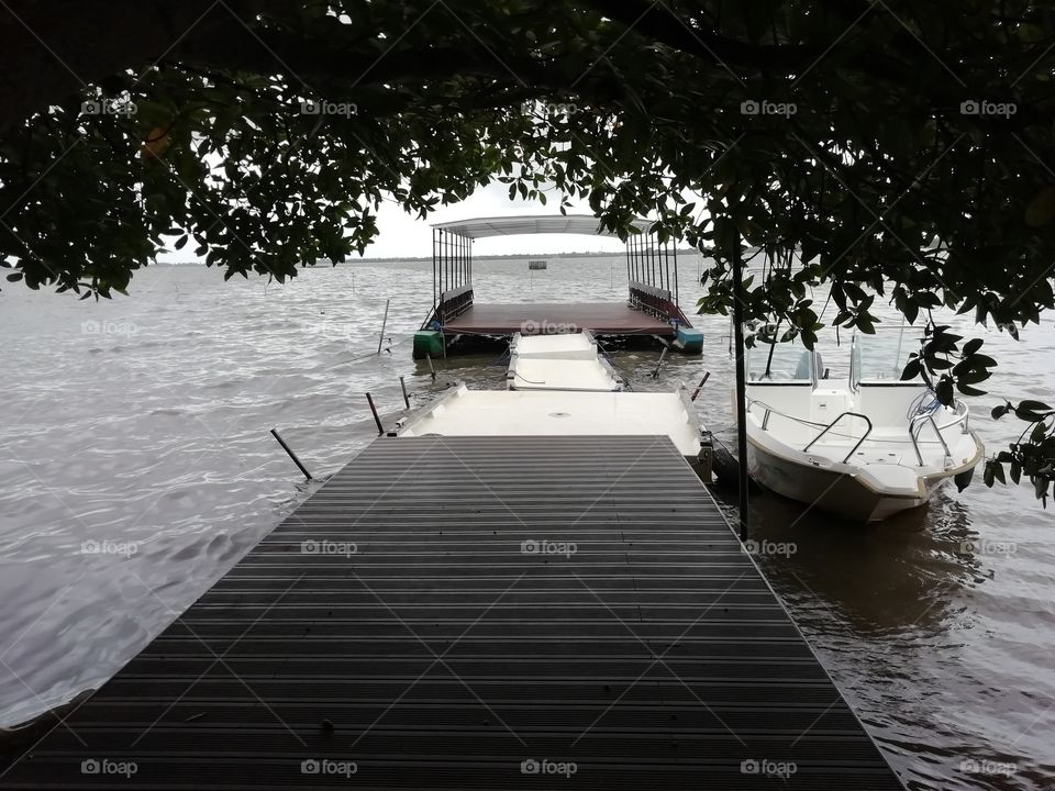 Walking patch to the open ferry