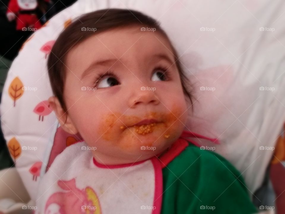 cute baby face tomato sauce by baby food