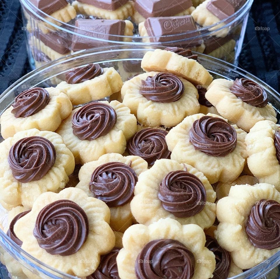 Cadbury and Nutella tarts that’s halal 