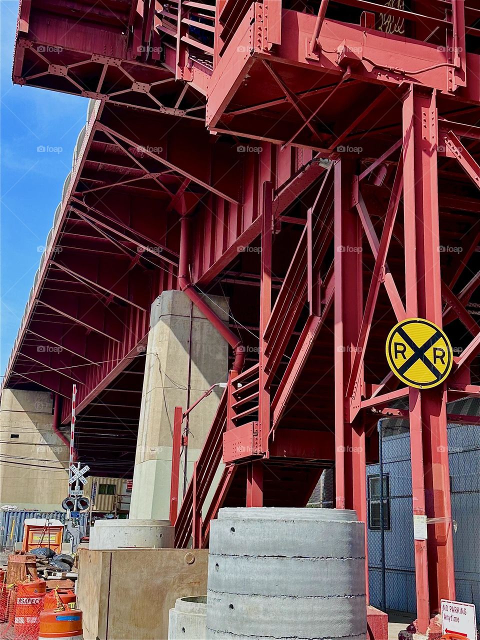 This is the red metal staircase and support structure of the “Pulaski Bridge” at “Newtown Creek” in LIC, Queens with its functional design, simple geometry and use of primary color which are all tenets of the “Bauhaus”. 2024. Hypnotic Productions