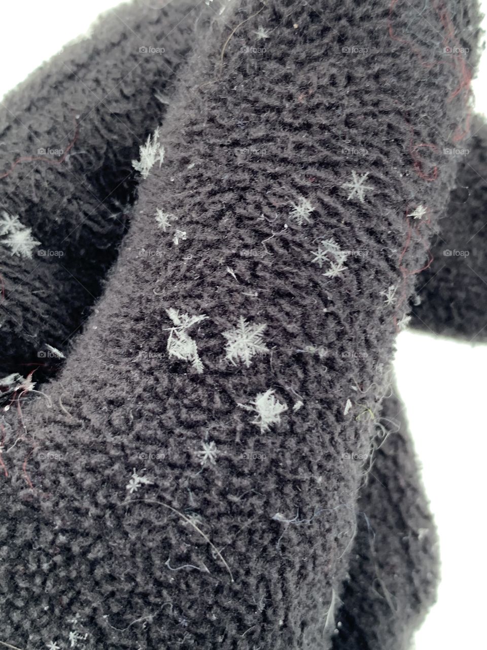 More snowflakes that are still clearly detailed