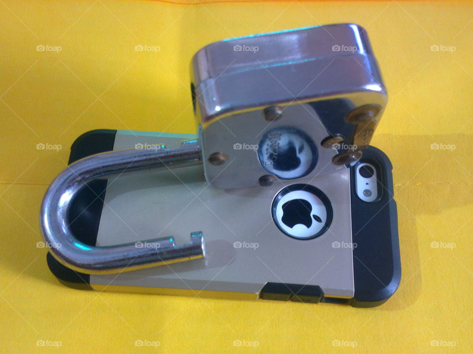apple lock