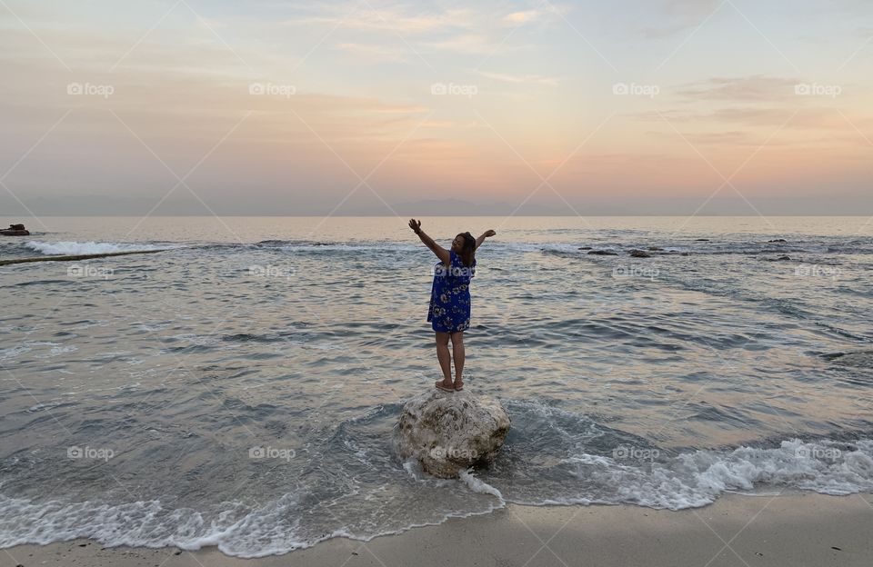 Well, hello summer night!