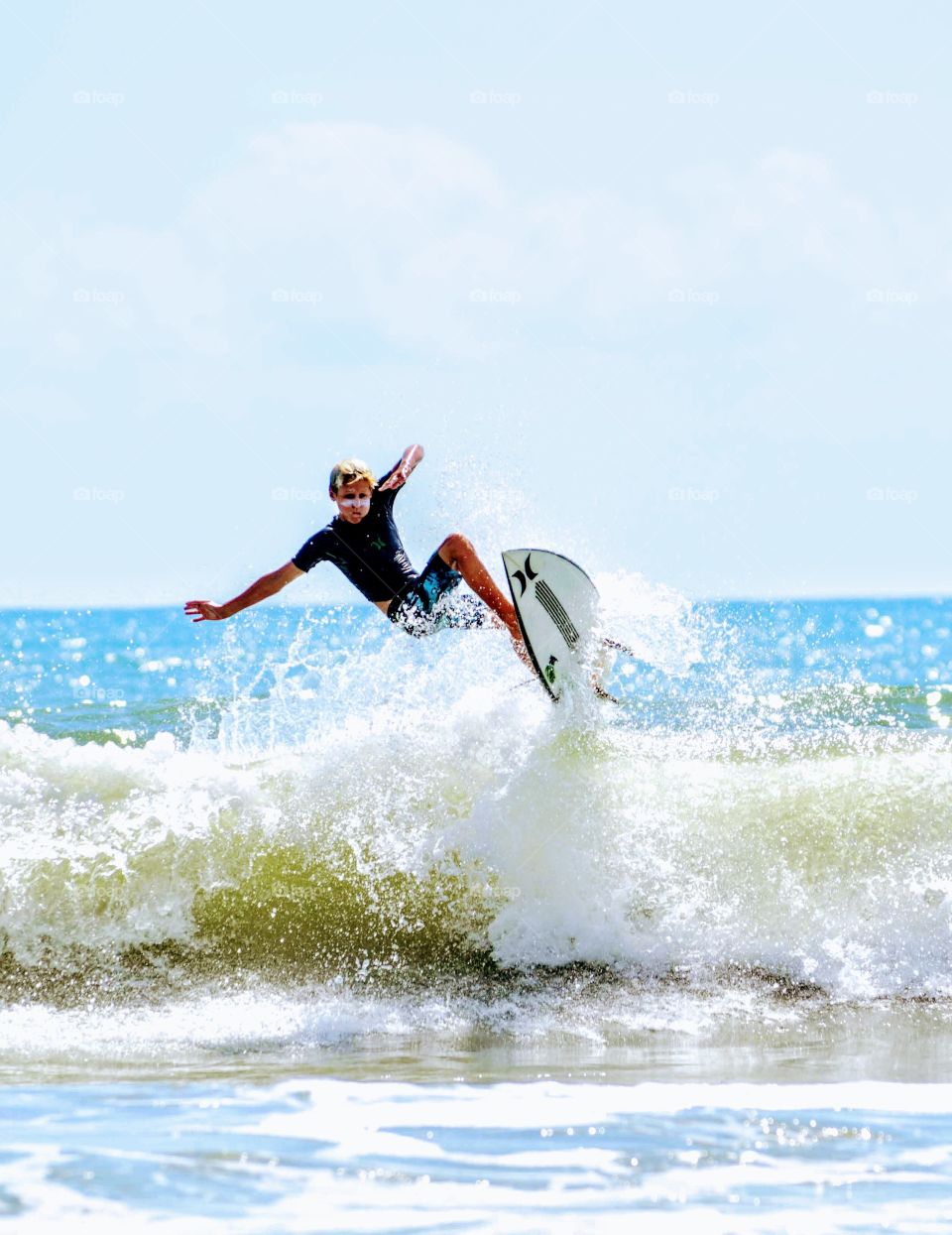 Catching Air Super Surfer Cut Back Wave Rider Beach Summer Boys Of Summer Pro Surfer