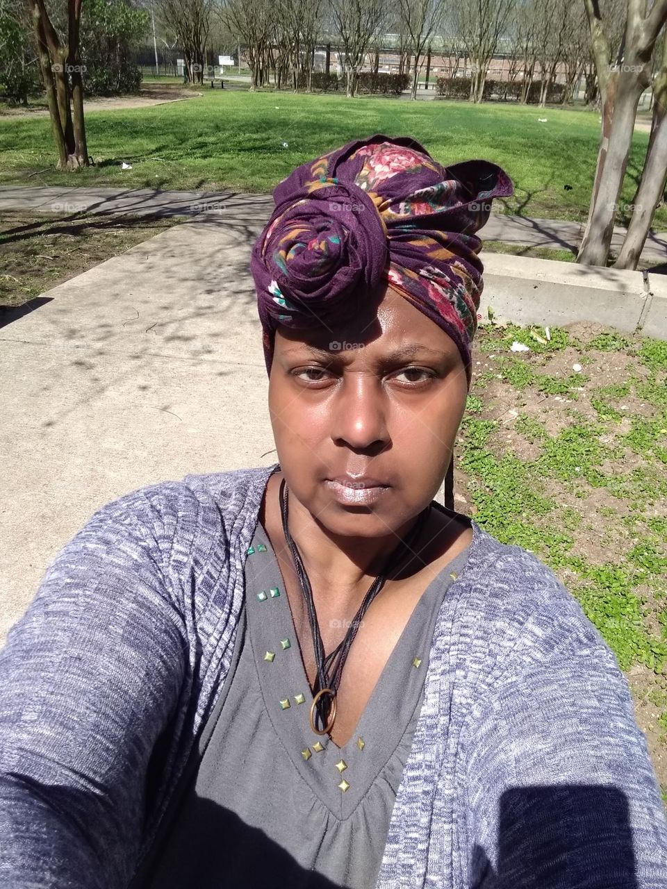 Outside getting these rays ☀️. Enjoying me.