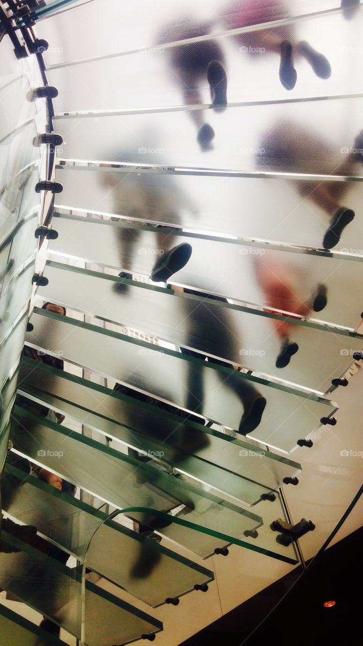 Reflection feet from the steps.  Reflection feet from the Apple steps