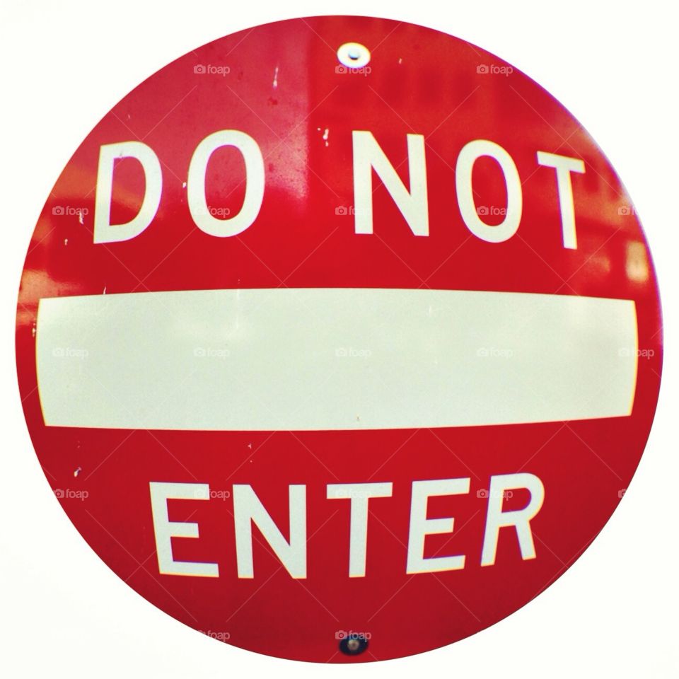 Rounded do not enter sign 