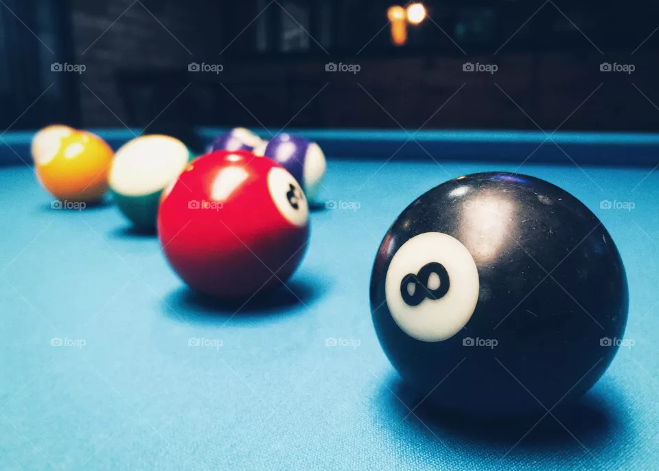 8 Ball