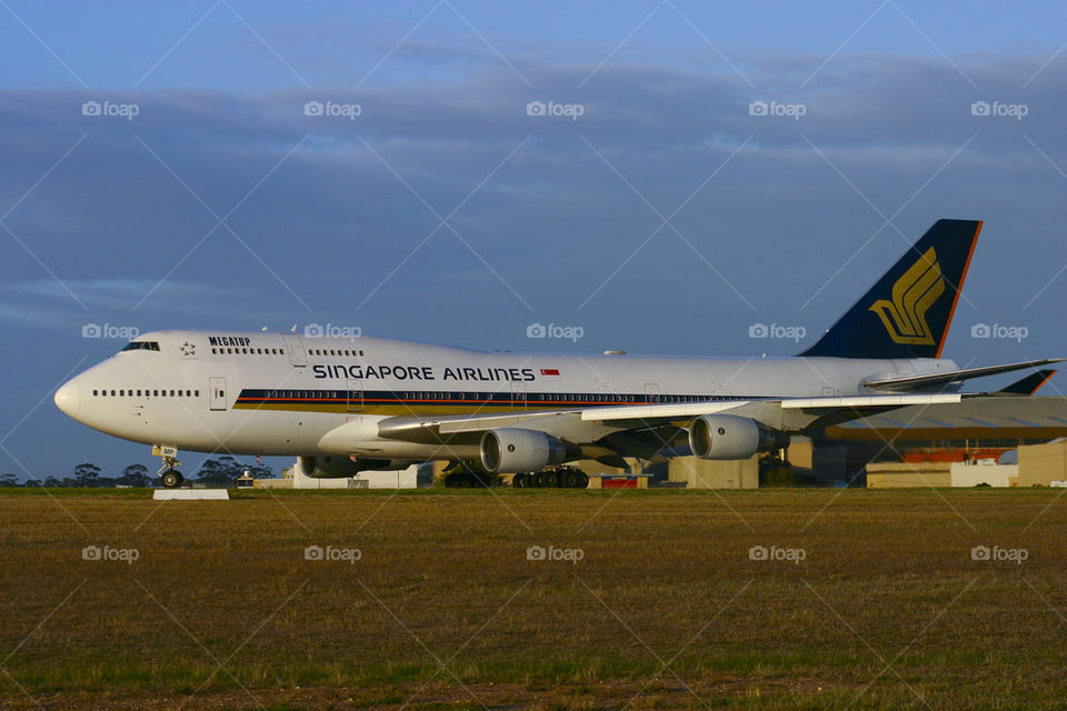 SINGAPORE AIRLINES SQ B747-400 MEL MELBOURNE AUSTRALIA