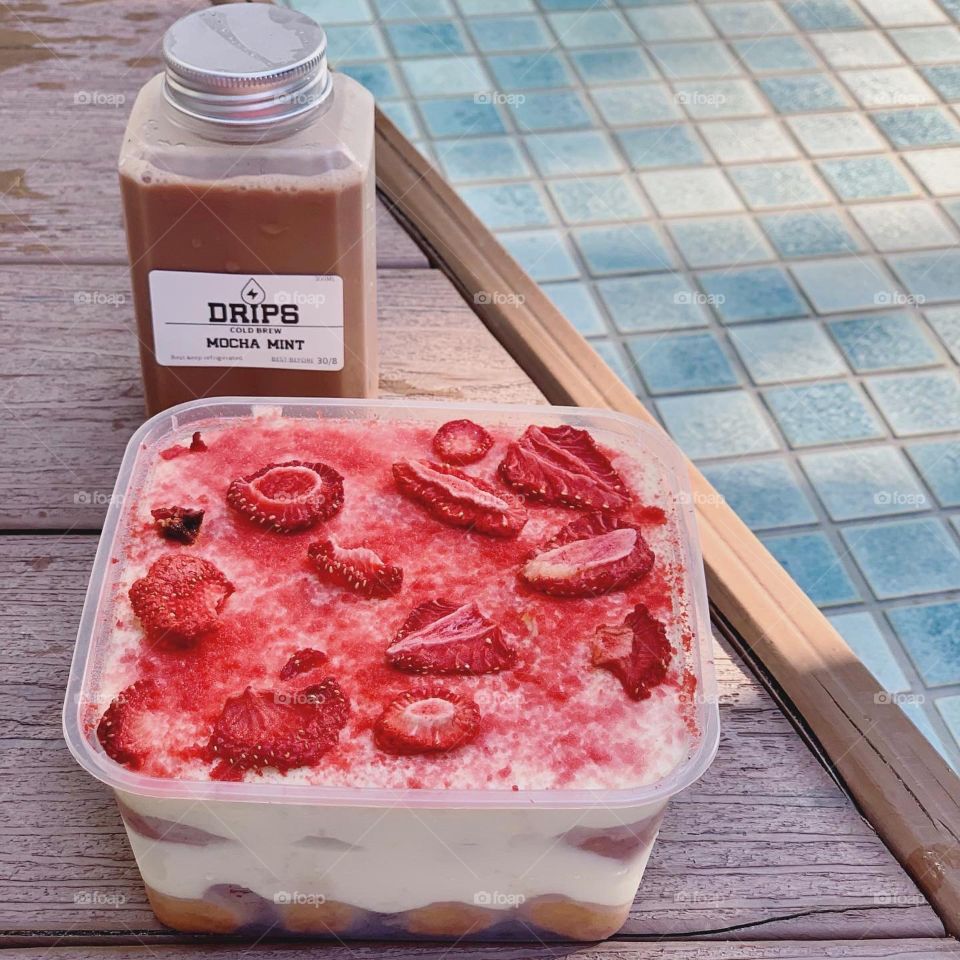 Strawberry tiramisu with cold brew coffee