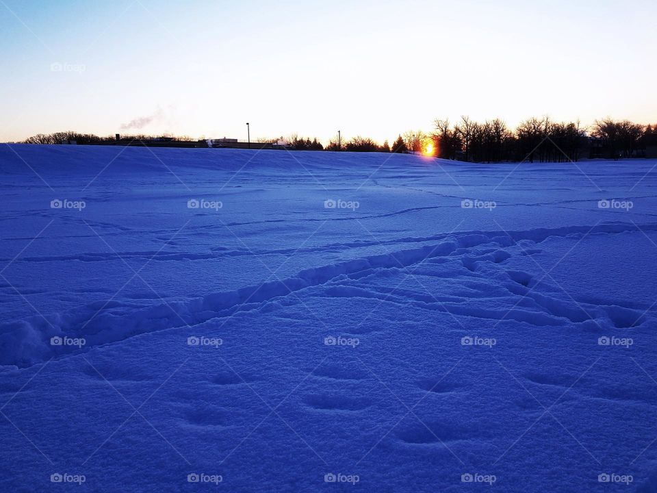 sunrise in the horizon