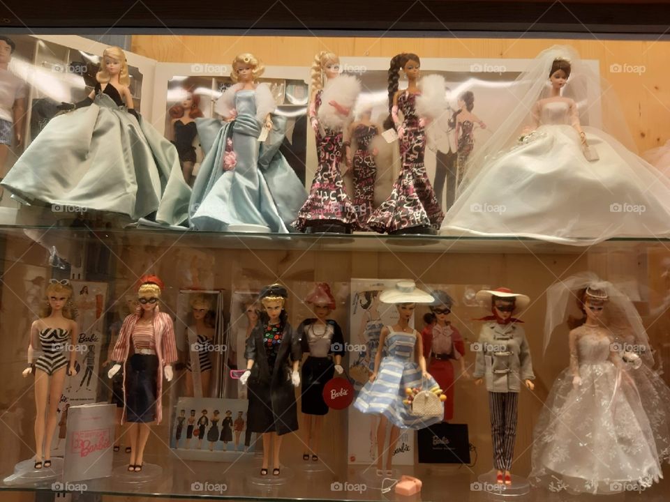 The magic world of dolls