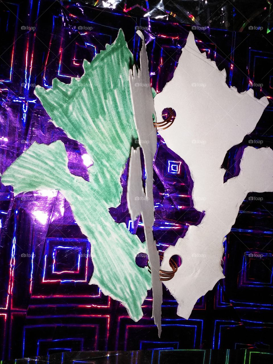 the face book of the country MOZAMBIQUE.
it's the first book entire the worldwide on it till now.
if you want to earn money with it you should download it's first photograph at the first sight and keep it and share it .