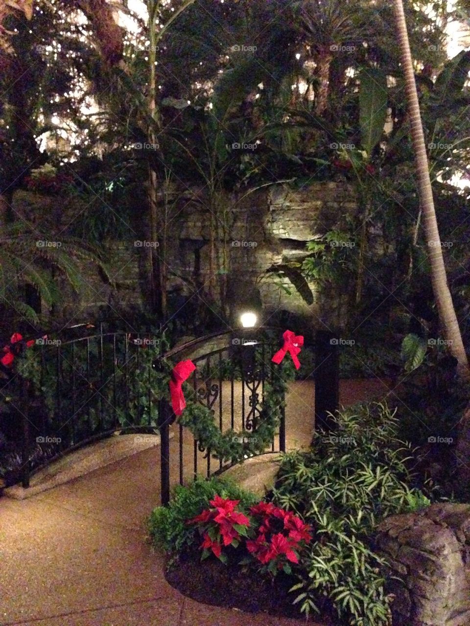 Opryland hotel court