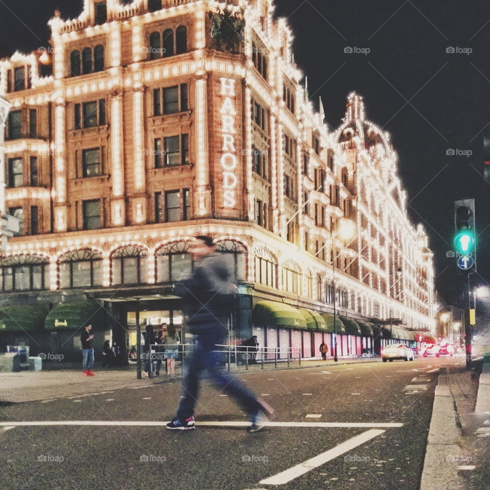 harrods. night shopping in london